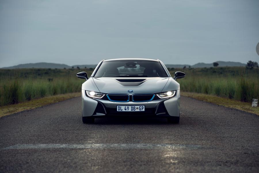  BMW i8 2015 года  (ZA) (фото 11 из 30)